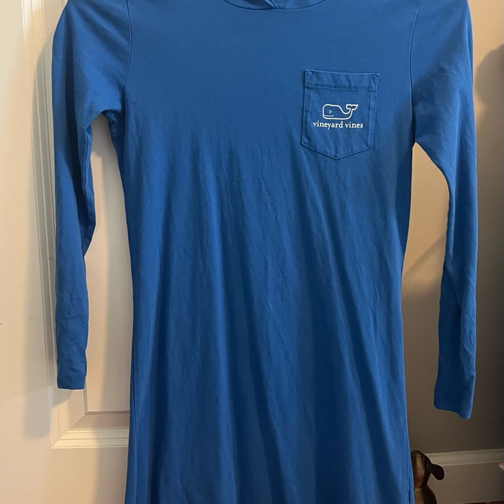 Girls Vineyard Vines hooded dress